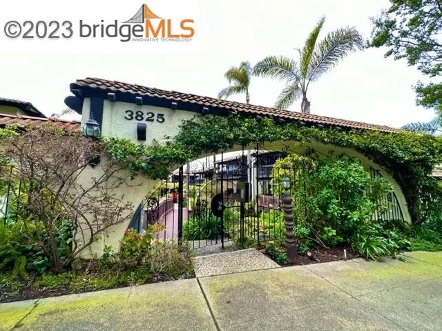 MLS: 41033421 Condo For Sale