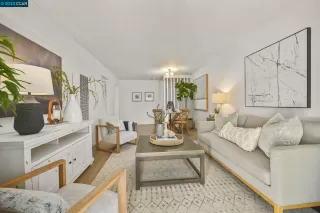 Photo #6: 41033429 Listing