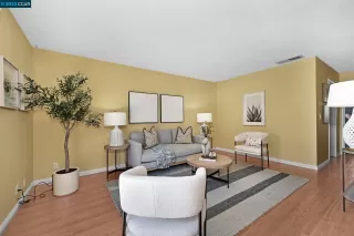 Photo #3: 41033458 Listing 