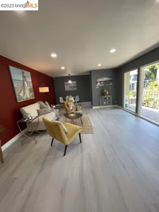 Photo #2: 41033509 Listing