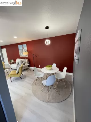 Photo #3: 41033509 Listing