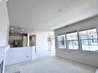 Photo #3: 41033523 Listing 