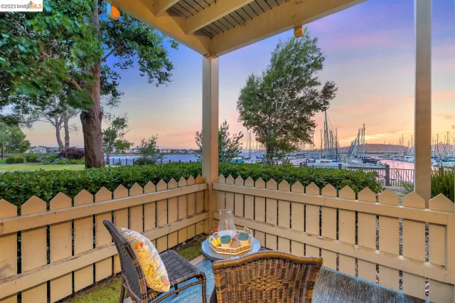 MLS: 41033534 Condo For Sale