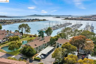 Photo #2: 41033534 Listing