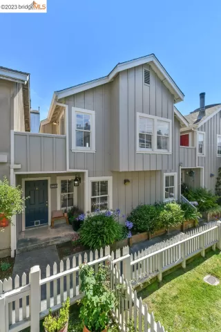 Photo #1: 41033546 Listing