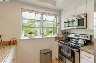 Photo #5: 41033562 Listing