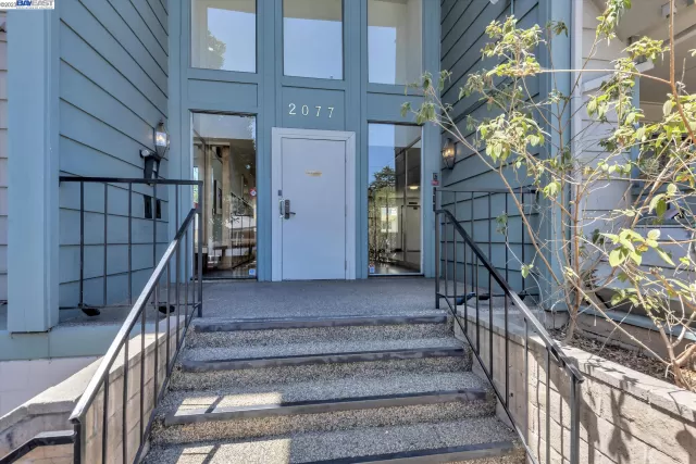 MLS: 41033567 Condo For Sale