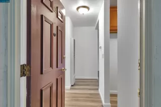 Photo #5: 41033628 Listing 