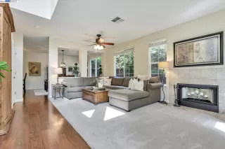 Photo #4: 41033664 Listing 