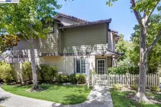 Photo #1: 41033687 Listing