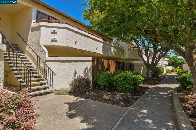 MLS: 41033739 Condo For Sale