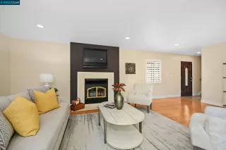 Photo #4: 41033764 Listing