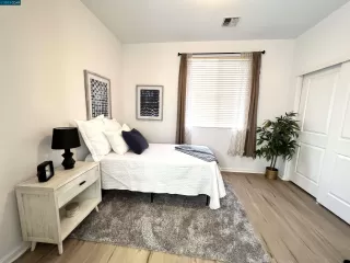 Photo #5: 41033769 Listing