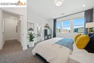 Photo #5: 41033892 Listing