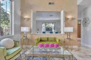 Photo #6: 41033896 Listing