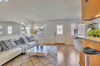 Photo #5: 41033977 Listing