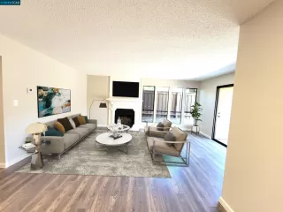 Photo #1: 41034027 Listing