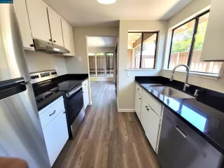 Photo #3: 41034027 Listing