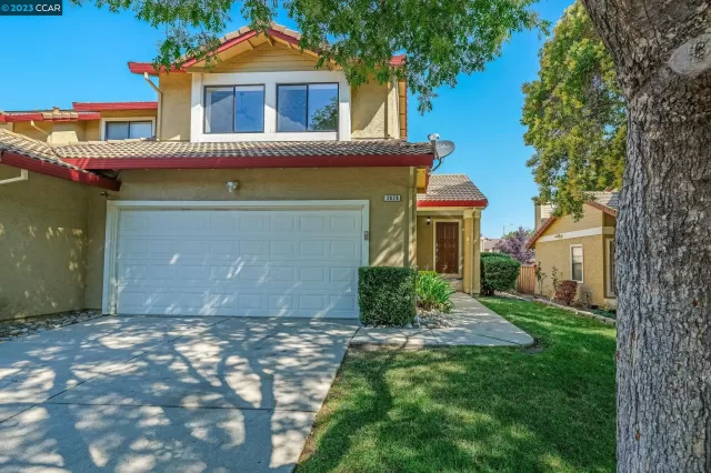 MLS: 41034058 Condo For Sale