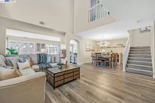 Photo #5: 41034077 Listing 