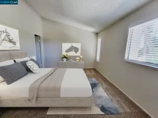 Photo #2: 41034105 Listing