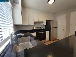 Photo #4: 41034105 Listing