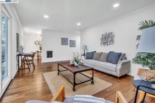 Photo #5: 41034179 Listing 