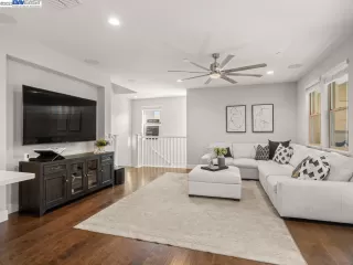 Photo #4: 41034185 Listing