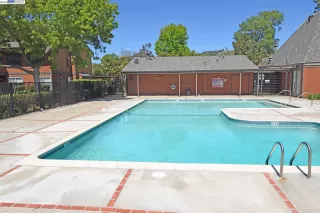 Photo #5: 41034249 Listing