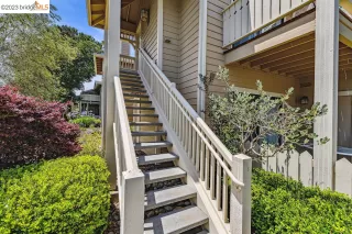 Photo #2: 41034351 Listing