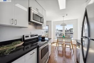 Photo #5: 41034384 Listing