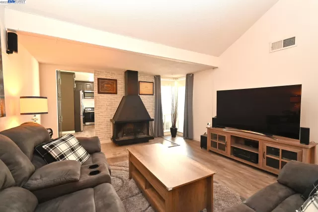 MLS: 41034441 Condo For Sale