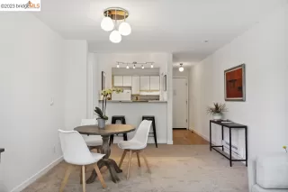 Photo #5: 41034477 Listing