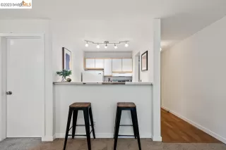 Photo #6: 41034477 Listing