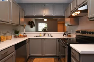 Photo #6: 41034482 Listing 