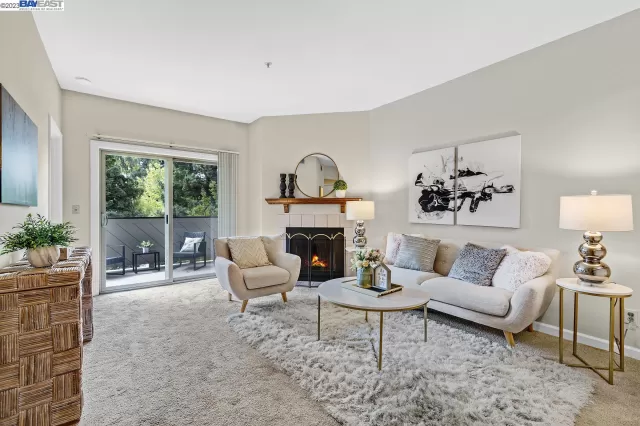 MLS: 41034488 Condo For Sale