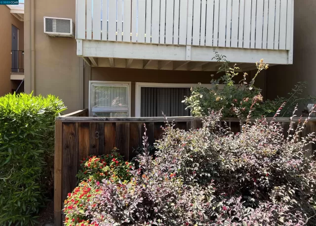 MLS: 41034555 Condo For Sale