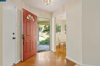 Photo #3: 41034560 Listing