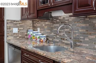 Photo #1: 41034579 Listing 