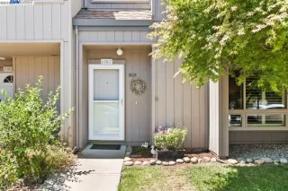 Photo #2: 41034643 Listing 