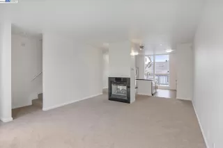 Photo #5: 41034644 Listing