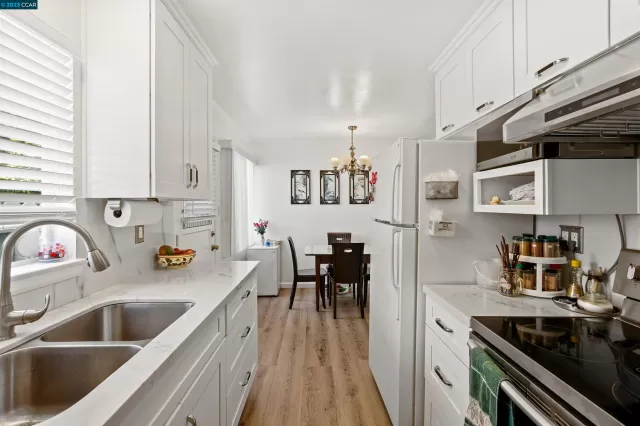 MLS: 41034675 Condo For Sale