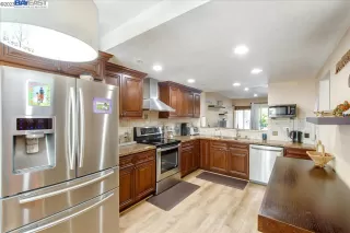 Photo #5: 41034728 Listing