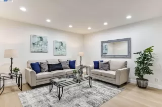 Photo #2: 41034733 Listing