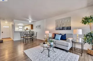 Photo #3: 41034747 Listing