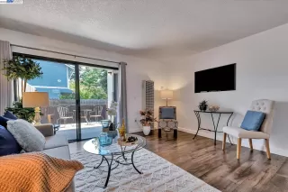 Photo #6: 41034747 Listing