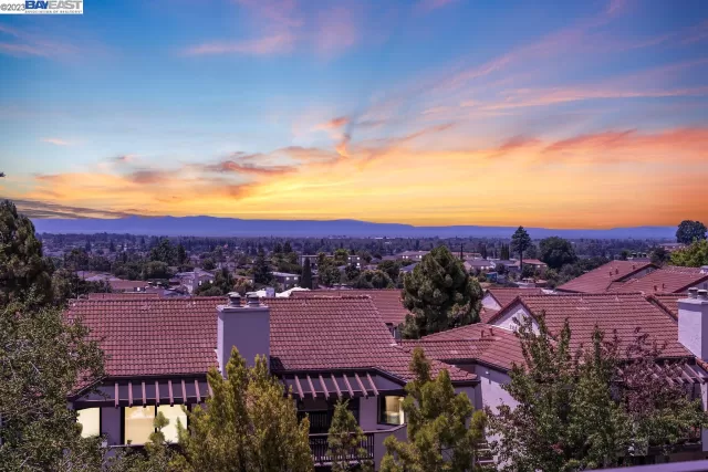 MLS: 41034855 Condo For Sale