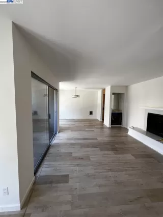 Photo #2: 41034873 Listing 