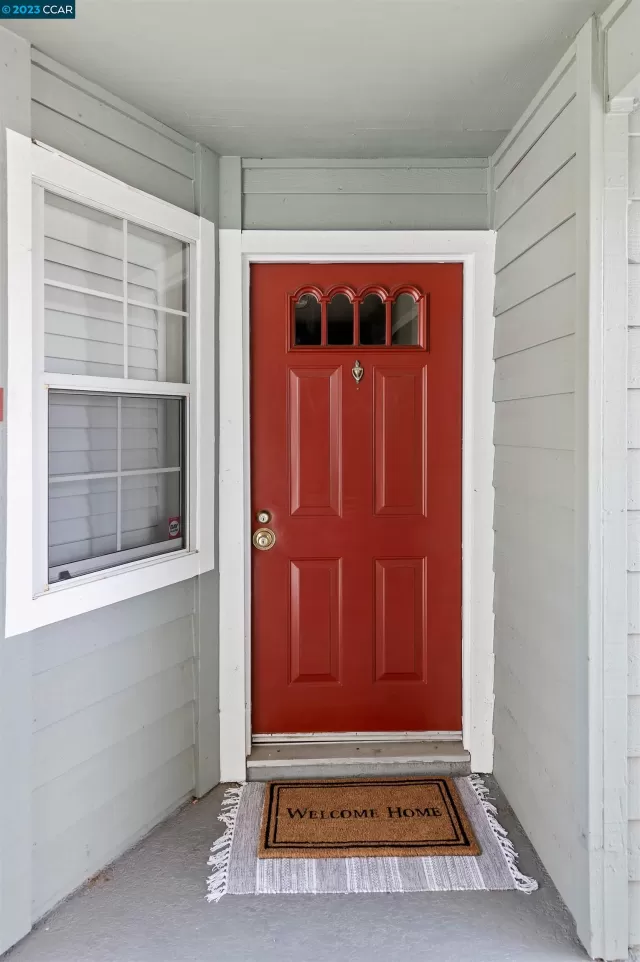 MLS: 41034882 Condo For Sale