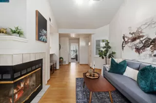 Photo #6: 41034882 Listing